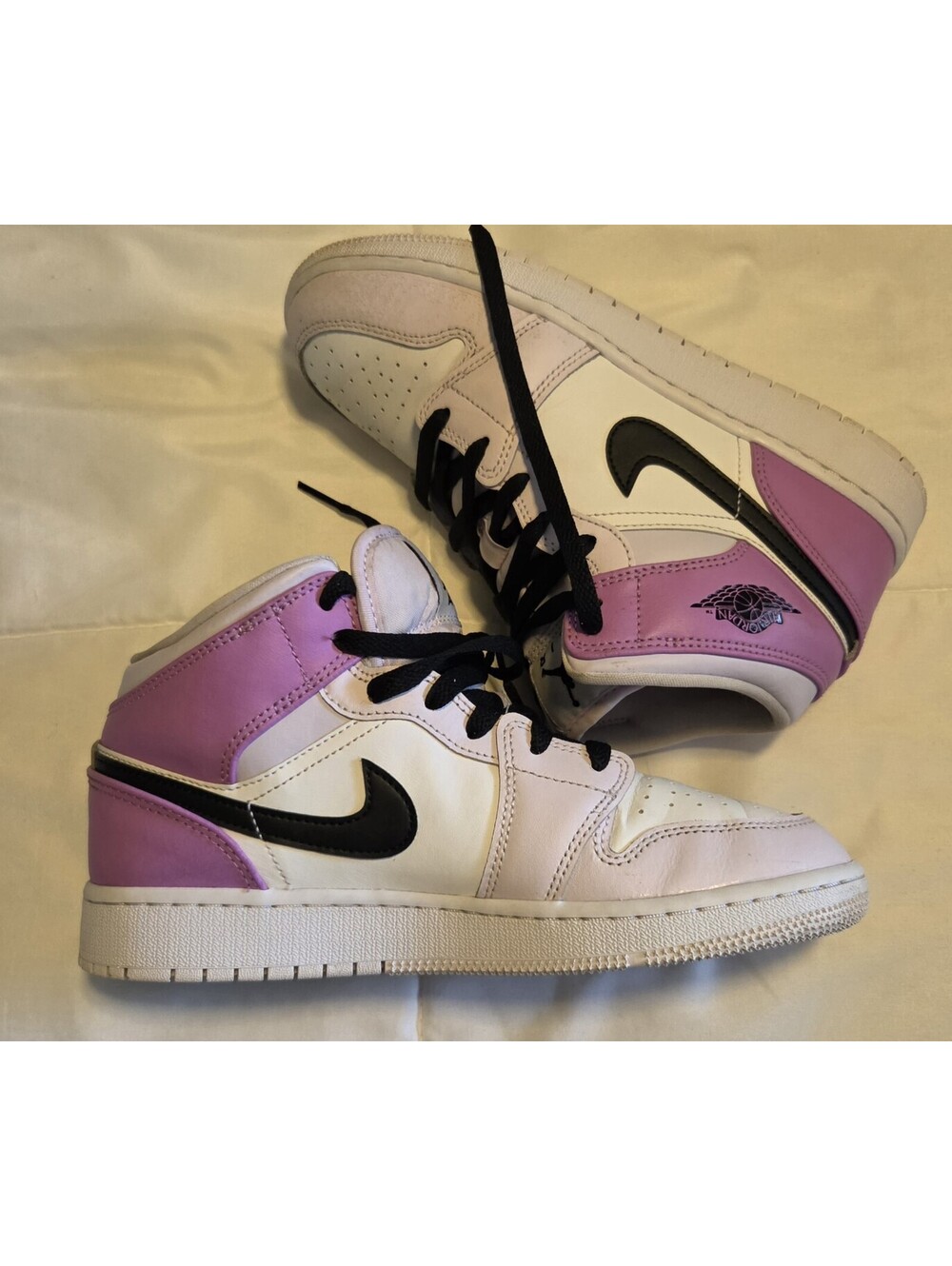 Nike Air Jordan 1 Mid Barely Grape Black White Shoes 6Y